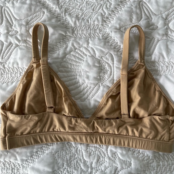 Skims fits everybody triangle bralette - Picture 3 of 5